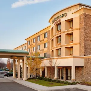 Courtyard By Marriott Hotel